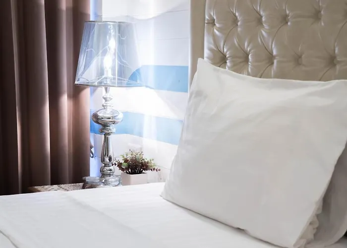 Reign - Where You Can Shape Your Comfort. Бангкок