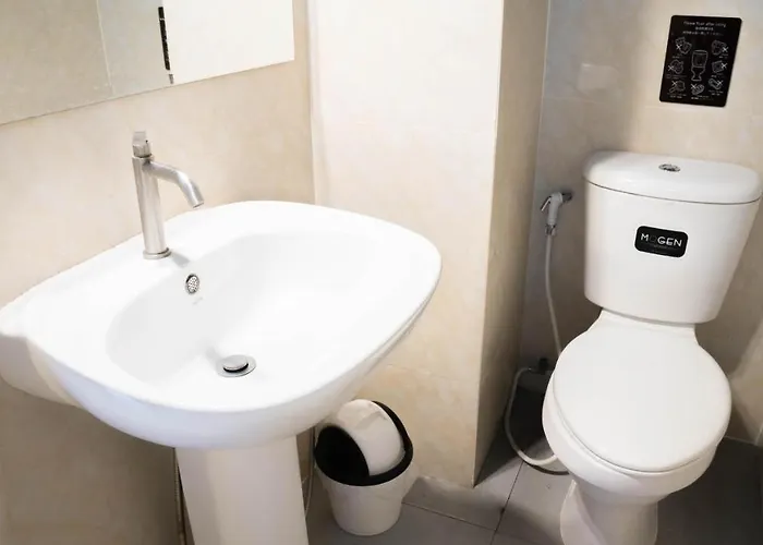 Reign - Where You Can Shape Your Comfort. Гостевой дом Бангкок